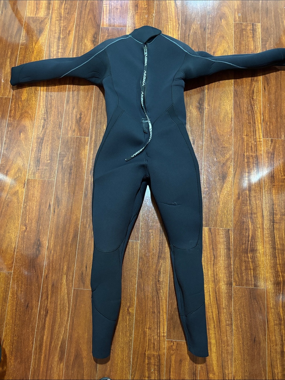 Akona Adventure Gear Womens Black Full-Body Wetsuit